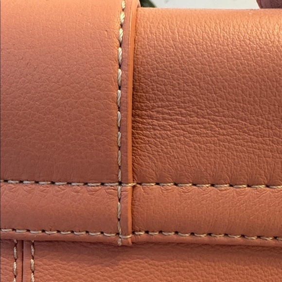 Nearly New! Talbots Pink Leather Bag - Picture 6 of 14